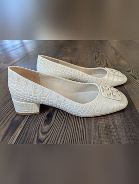 Brand New Tory Burch Georgia Croc-Embossed Leather Pump ~ Sz 7